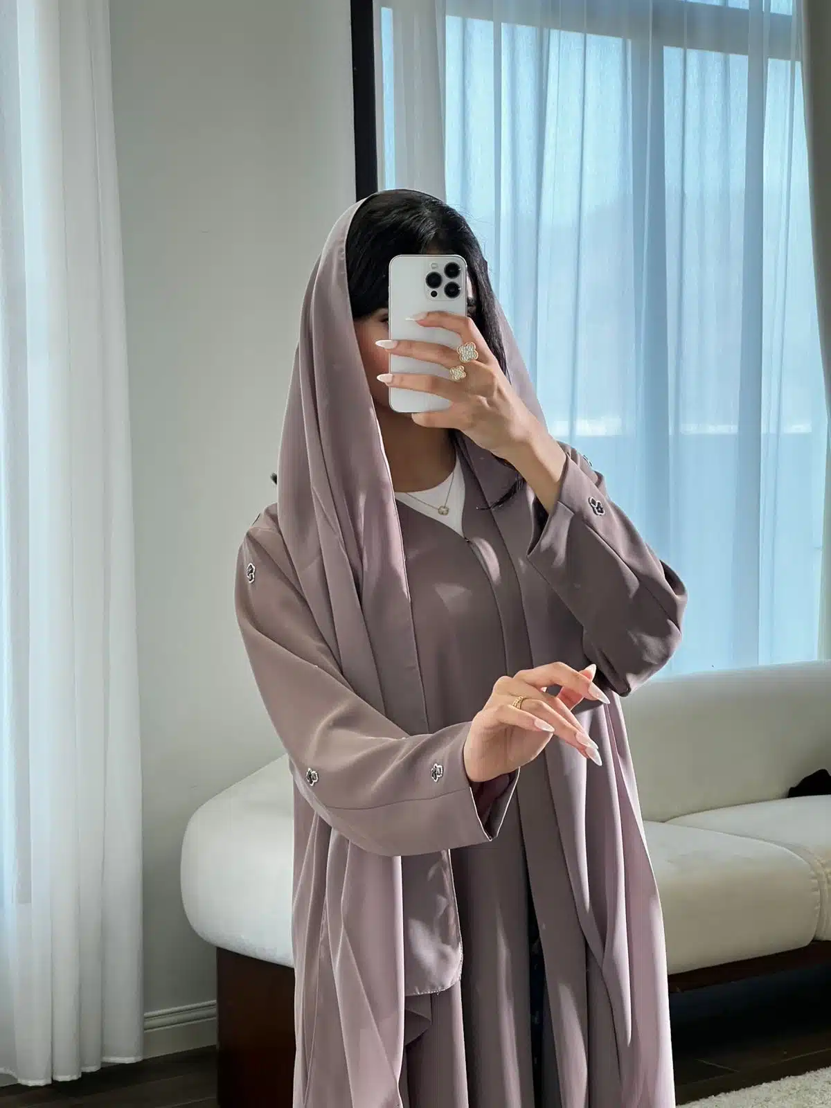 e80e3c44-af69-4666-bc27-76f0023f91ad