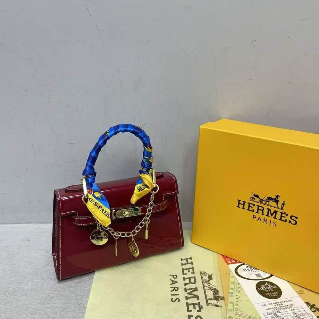 e8ad8b34-ff59-461d-93d2-01c02f015914